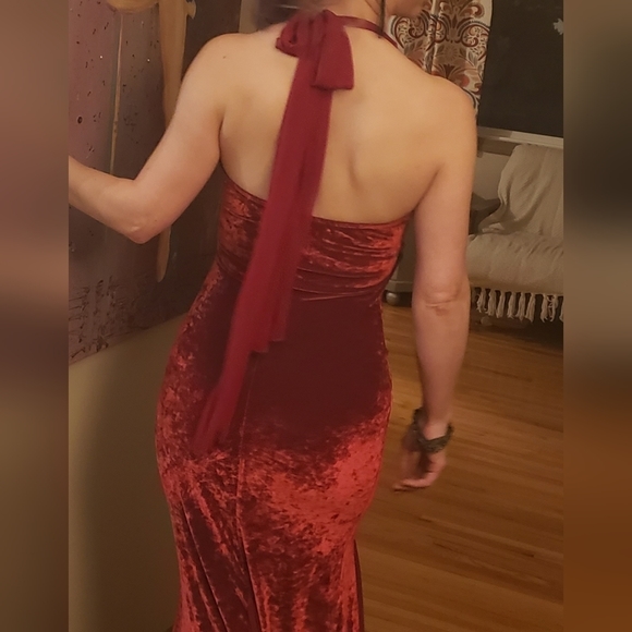 Red Velvet Dress XS Le Chateau - Picture 1 of 4